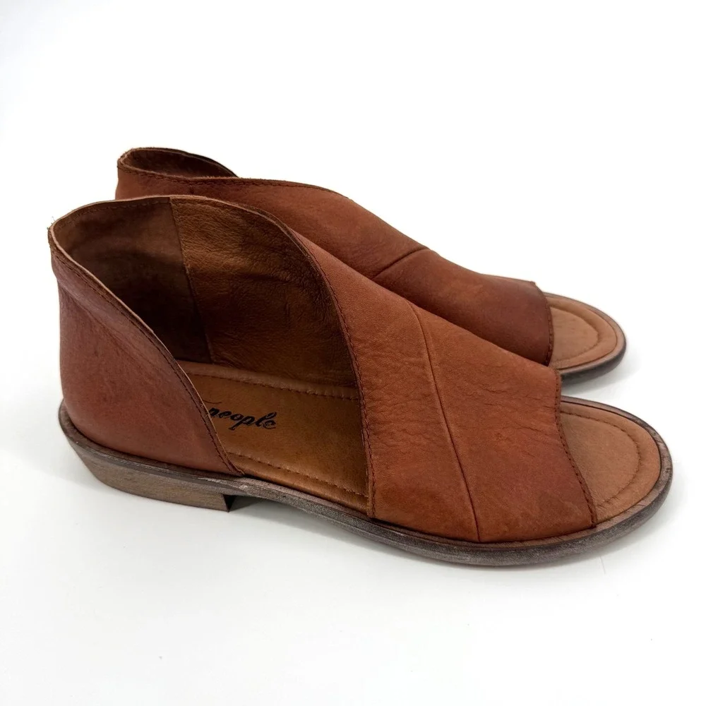 Free People Women 38 Mont Blanc Sandal Flat Leather Open Toe Spain Boho Artisan